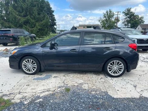 Used 2012 Subaru Impreza 2.0i Premium AWD/4WD image 3