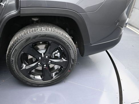 New 2025 Jeep Grand Cherokee L Limited image 39