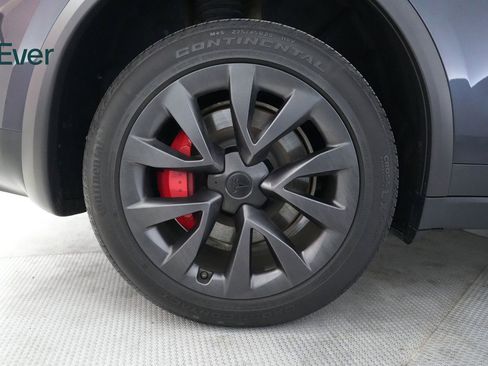 Used 2023 Tesla Model X Plaid image 22