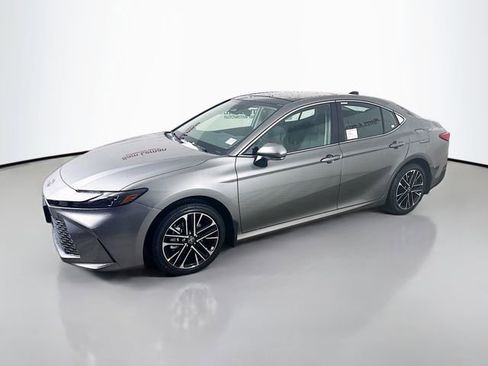 New 2026 Toyota Camry XLE image 3