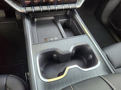 New 2026 GMC Acadia Elevation w/ Black Edition image 14