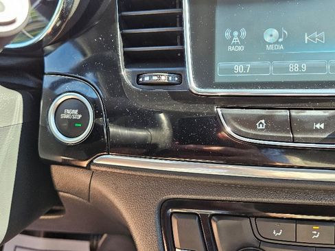 Used 2020 Buick Encore Preferred image 26