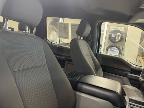 Used 2020 Ford EcoSport SE w/ SE Convenience Package image 38