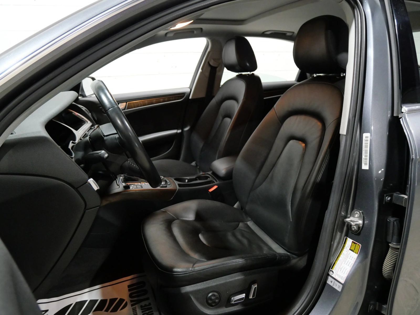 Used 2015 Audi A4 2.0T Premium w/ Audi MMI Navigation AWD/4WD image 13