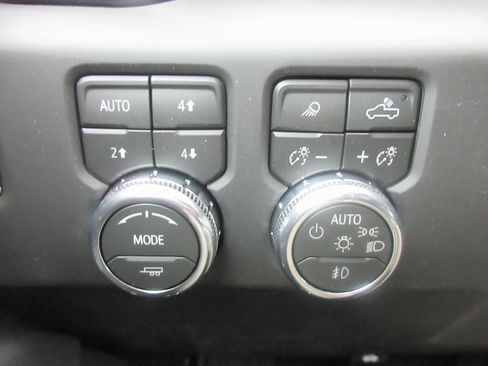 New 2026 GMC Sierra 1500 AT4 w/ AT4 Premium Package image 18