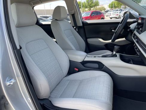 Certified 2025 Honda HR-V LX image 25