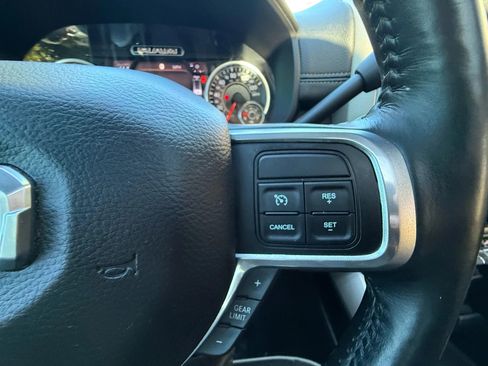 Used 2019 RAM 2500 Laramie image 28