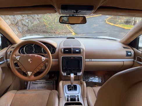 Used 2008 Porsche Cayenne GTS image 14