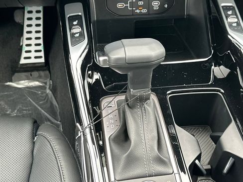 New 2025 Kia Sorento SX Prestige image 28