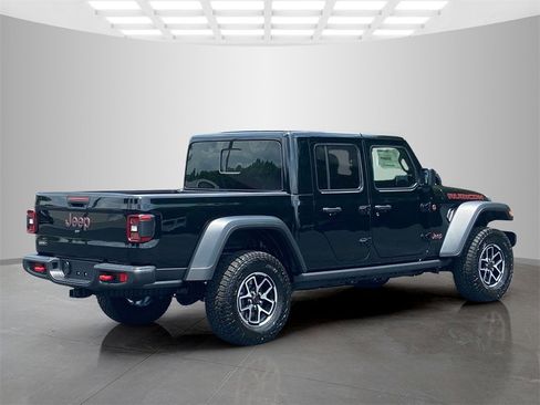 New 2025 Jeep Gladiator Rubicon w/ Convenience Group image 6