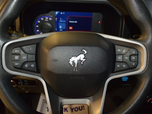 Used 2023 Ford Bronco 2-Door image 18