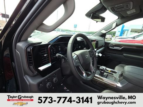 New 2026 Chevrolet Silverado 1500 LT Trail Boss w/ Convenience Package II AWD/4WD image 15