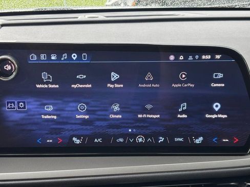 Used 2026 Chevrolet Traverse LT w/ Sun and Wheel Package FWD image 21