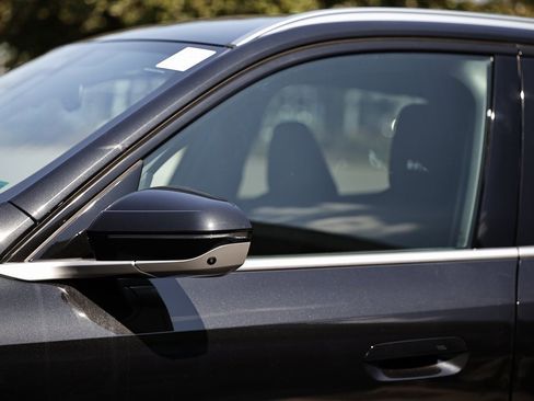 New 2026 BMW X3 xDrive30 w/ Premium Package image 9