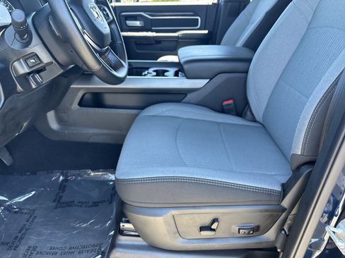 Certified 2024 RAM 2500 Big Horn w/ Level 2 Equipment Group AWD/4WD image 18