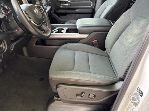Used 2022 RAM 1500 Big Horn RWD image 9