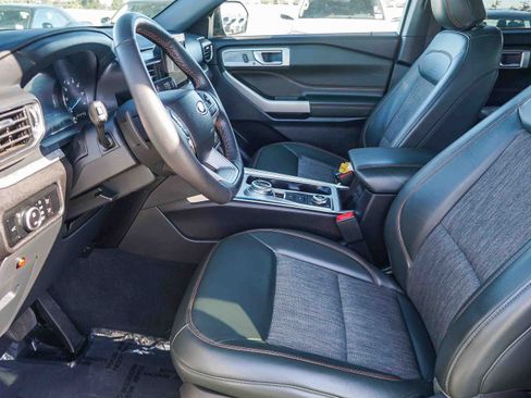 Used 2023 Ford Explorer Timberline w/ Timberline Technology Package AWD/4WD image 18