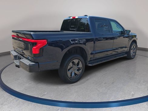Used 2022 Ford F150 Lightning Lariat w/ Equipment Group 511A High AWD/4WD image 5