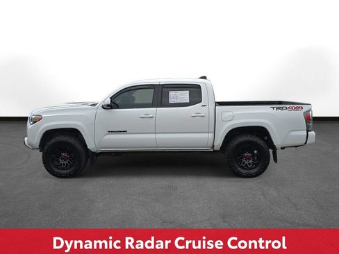 Certified 2023 Toyota Tacoma TRD Sport w/ Advanced Technology Package AWD/4WD image 10