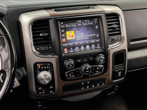 Used 2017 RAM 1500 Laramie image 6