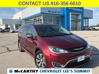 Used 2018 Chrysler Pacifica Limited w/ Advanced Safetytec Group FWD video 1
