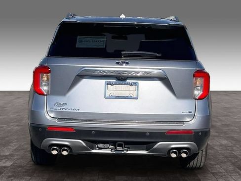 Used 2020 Ford Explorer Platinum w/ Premium Technology Package AWD/4WD image 4