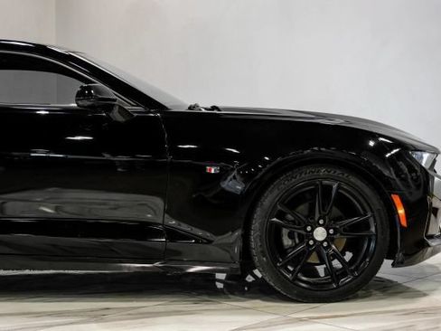 Used 2019 Chevrolet Camaro LT w/ RS Package RWD image 14
