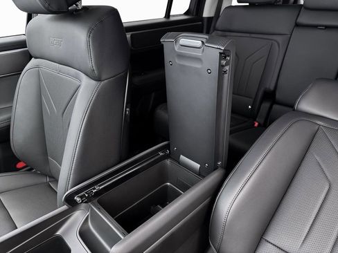 New 2026 Hyundai Santa Fe XRT AWD/4WD image 19