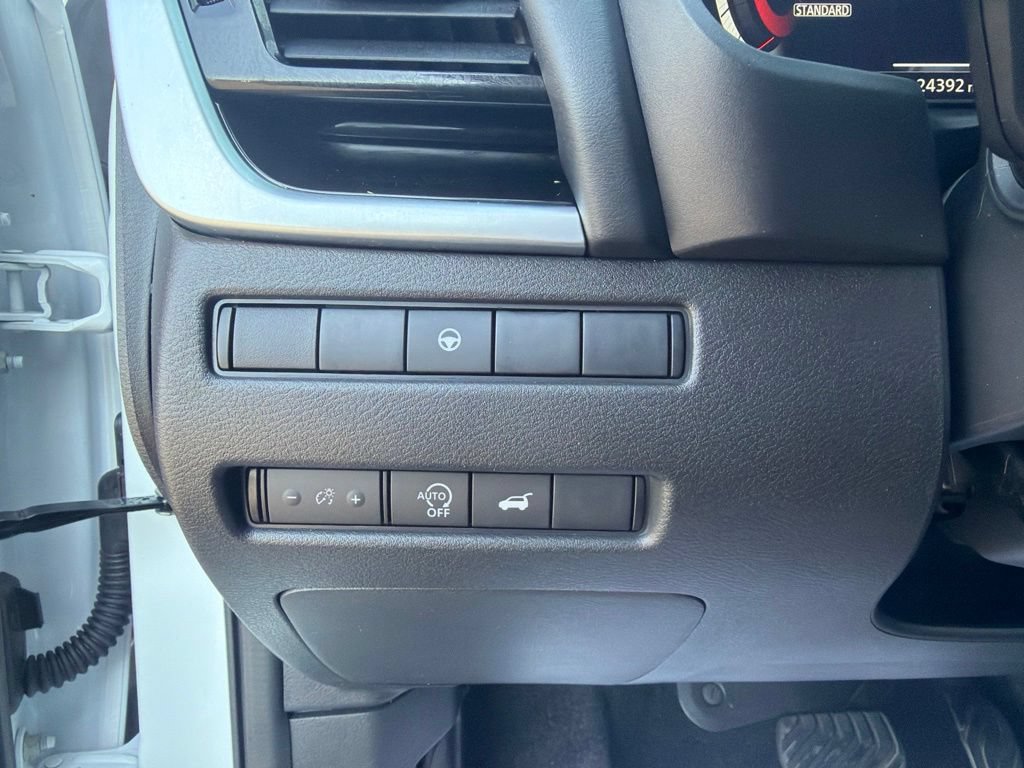 Used 2024 Nissan Rogue SL w/ SL Premium Package FWD image 28