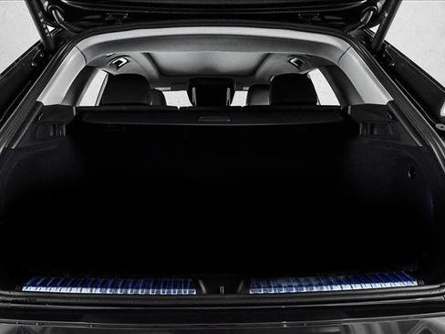 New 2025 Audi Q5 Premium image 6