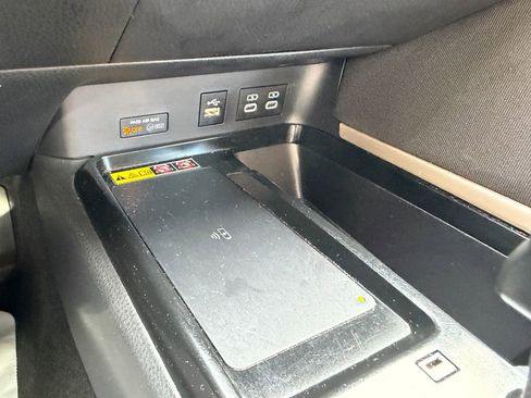 Used 2025 Toyota Camry LE FWD image 24
