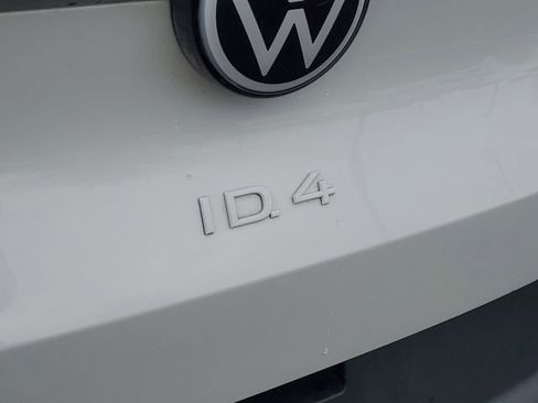 Used 2024 Volkswagen ID.4 S RWD image 32