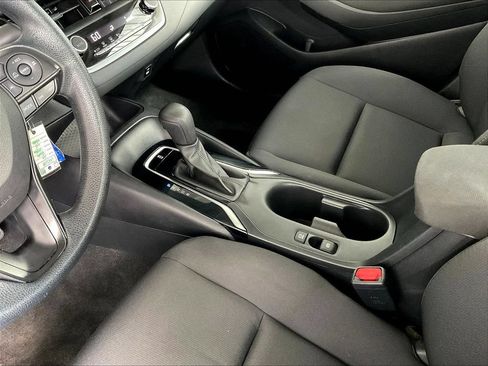 Used 2024 Toyota Corolla LE FWD image 20