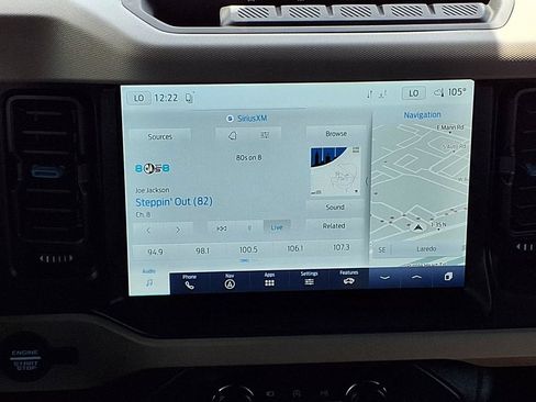 Used 2022 Ford Bronco Wildtrak AWD/4WD image 15