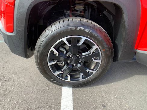 Used 2023 Jeep Renegade Trailhawk image 29