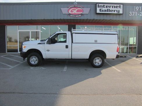 Used 2011 Ford F250 XL w/ Snow Plow Prep Pkg image 5