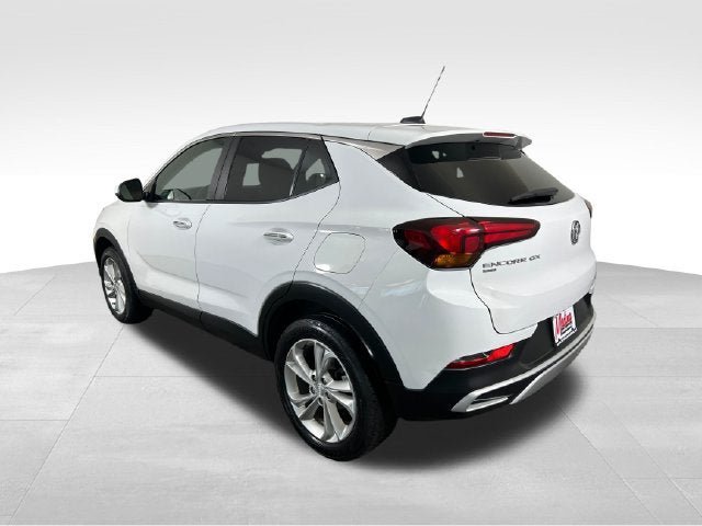 Used 2023 Buick Encore GX Preferred w/ Cold Weather Comfort Package AWD/4WD image 3