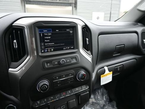 New 2026 Chevrolet Silverado 2500 Custom w/ Custom Value Package AWD/4WD image 22