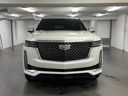 Certified 2024 Cadillac Escalade ESV Premium Luxury w/ Performance Package AWD/4WD image 8