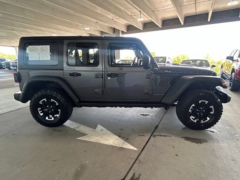 Used 2024 Jeep Wrangler Unlimited Rubicon 4xe AWD/4WD image 6