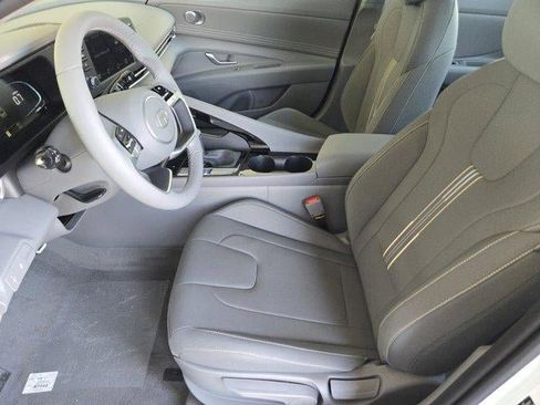 New 2026 Hyundai Elantra SEL Sport Premium FWD image 9