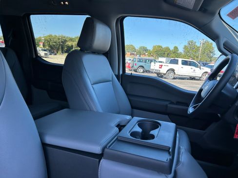 New 2026 Ford F550 4x4 Crew Cab image 33