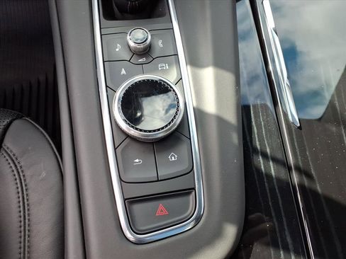 Certified 2023 Cadillac Escalade V image 40