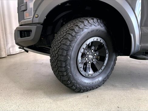 Used 2018 Ford F150 Raptor w/ Equipment Group 802A Luxury AWD/4WD image 20