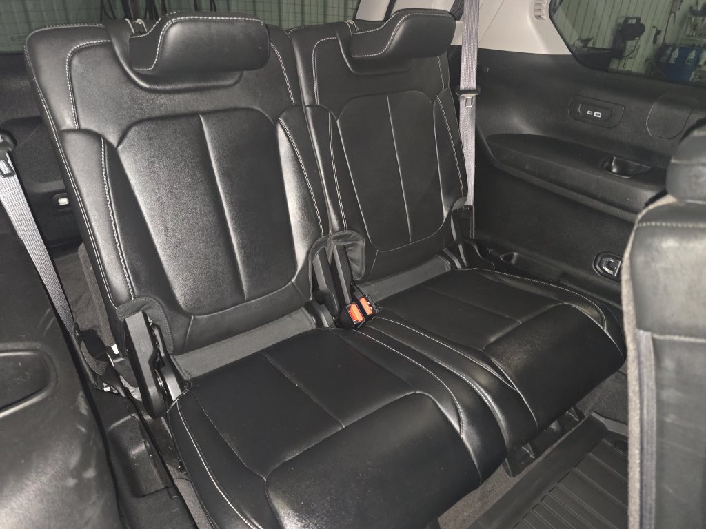 Used 2021 Jeep Grand Cherokee L Limited AWD/4WD image 24