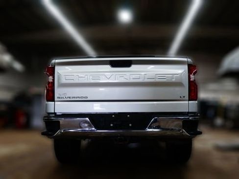 Used 2022 Chevrolet Silverado 1500 LT image 6