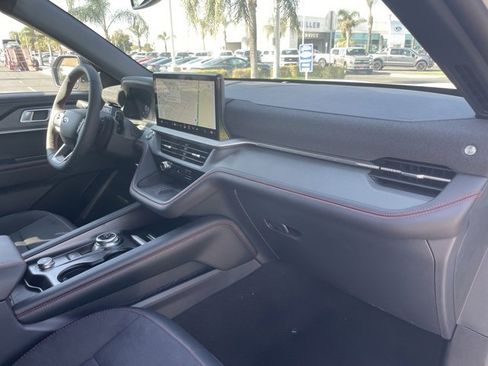 New 2025 Ford Explorer ST image 28