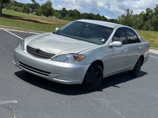 Used 2004 Toyota Camry LE image 1