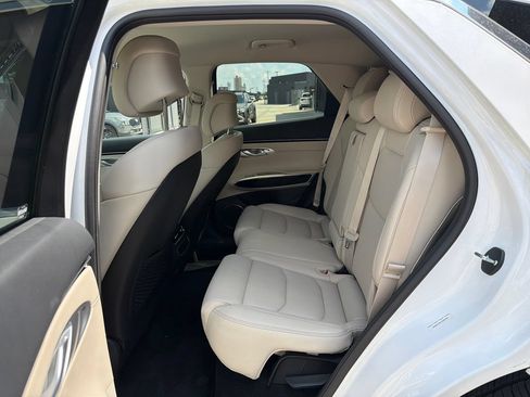 Certified 2026 Genesis GV70 2.5T AWD/4WD image 15