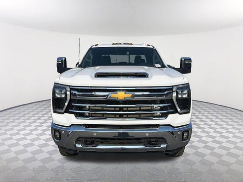 Used 2024 Chevrolet Silverado 3500 LTZ w/ LTZ Convenience Package AWD/4WD image 2